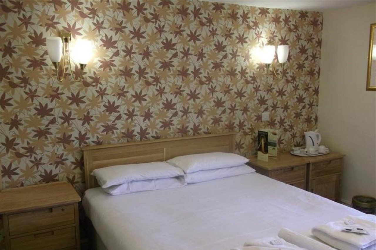 Hotel Near Bath